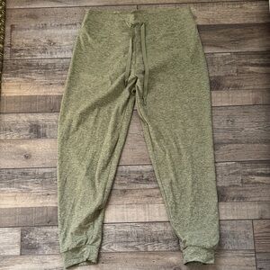 Scorpio Sol Olive Green Leggings